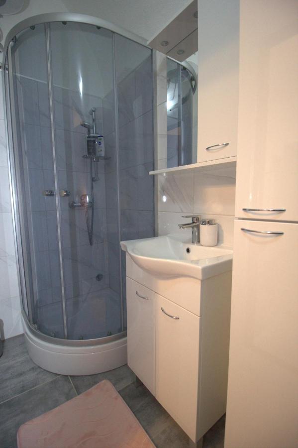 Studio Apartman Grga Senj  Buitenkant foto